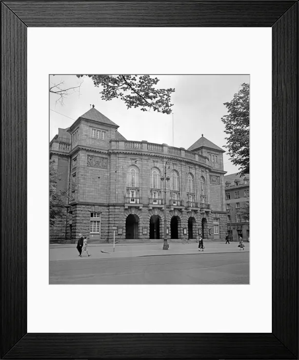 Framed Print : Mainz. Das Stadttheater in Mainz, Deutschland 1930er Jahre Framed Print : Mainz. Das Stadttheater in Mainz, Deutschland 1930er Jahre