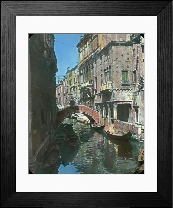 Framed Print : Italien. Venedig. Seitenkanal. Venice. Side canal Framed Print : Italien. Venedig. Seitenkanal. Venice. Side canal