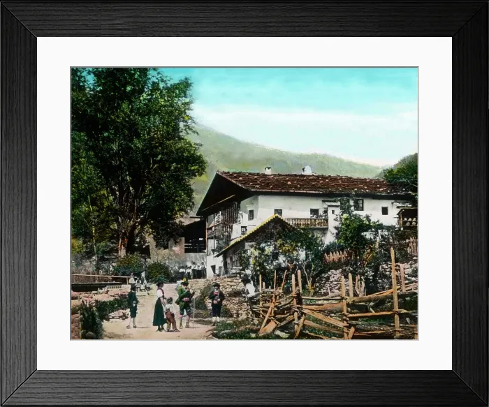 Framed Print : Tirol. Das Wirtshaus am Sand in Tirol, 1920er Jahre. Hostelry in Tyrol, 1920s Framed Print : Tirol. Das Wirtshaus am Sand in Tirol, 1920er Jahre. Hostelry in Tyrol, 1920s
