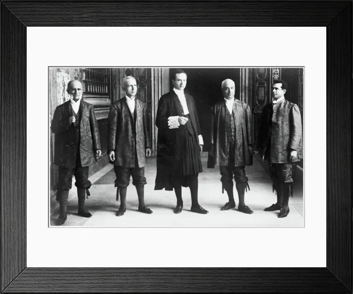 Framed Print : Pius XI. Szenen aus dem Leben von Papst Pius XI
