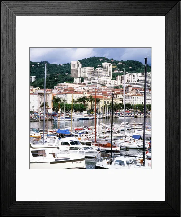 Framed Print : Korsika. Yachthafen und Hotelbauten in der Hauptstadt Ajaccio der Insel Korsika, um 1985 Framed Print : Korsika. Yachthafen und Hotelbauten in der Hauptstadt Ajaccio der Insel Korsika, um 1985