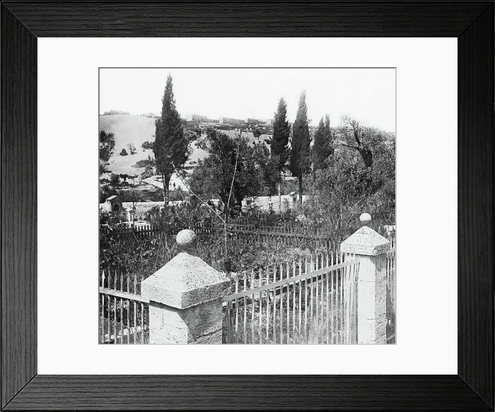 Framed Print : Heiliges Land Framed Print : Heiliges Land