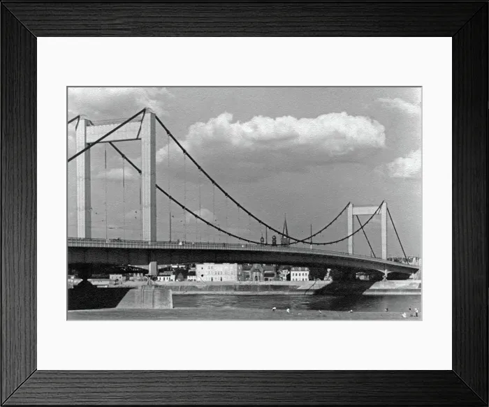 Framed Print : Köln. Die Mülheimer Brücke über den Rhein in Köln, Deutschland 1930er Jahre