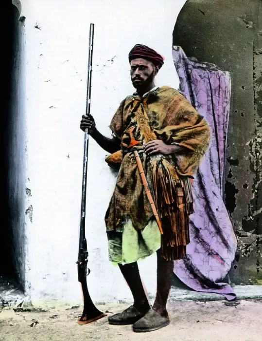 Framed Print : Berber. Ein Mann aus der Ethnie der Berber in Algerien, ca Framed Print : Berber. Ein Mann aus der Ethnie der Berber in Algerien, ca