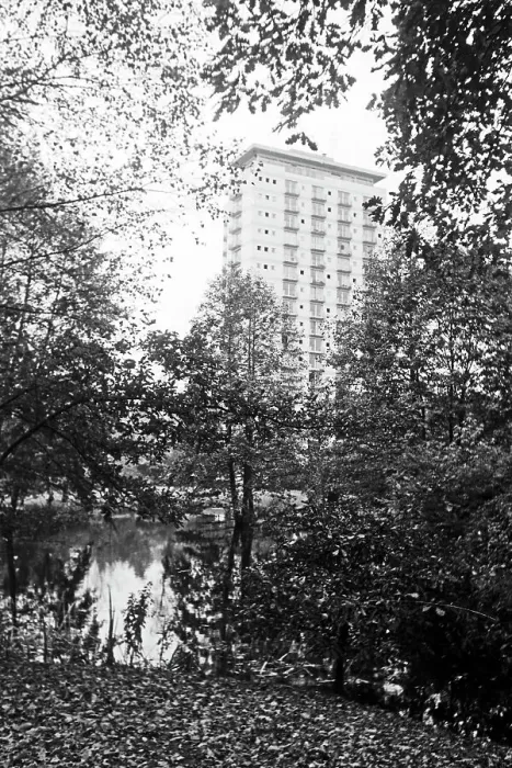 Impresión enmarcada : Berlin. Hochbau cerca de la calle Klopstock en Berlín, Alemania 1962