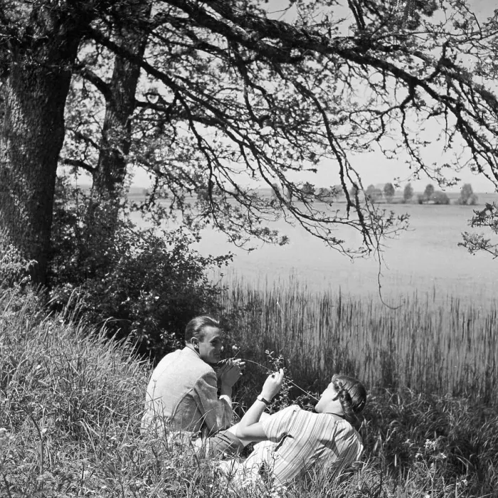 Framed Print : Beuron. Bei Beuron an der oberen Donau, Deutschland 1930er Jahre Framed Print : Beuron. Bei Beuron an der oberen Donau, Deutschland 1930er Jahre