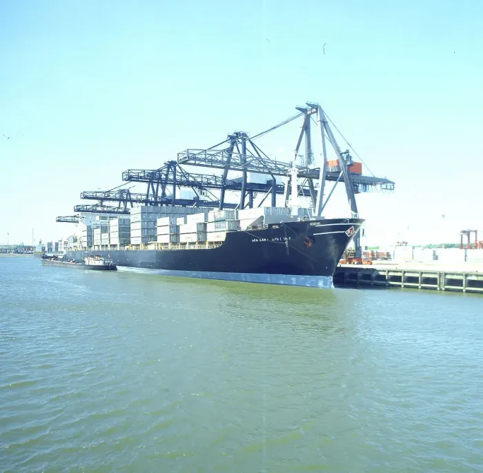 Gerahmter Druck : Containerschiff Gerahmter Druck : Containerschiff
