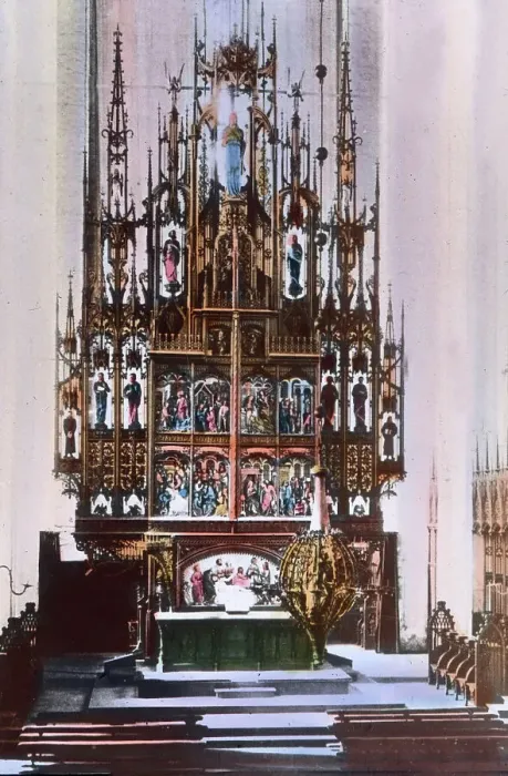 Framed Print : Danzig. Die Kirche St. marien in Danzig ist reich an vielen Kunstschätzen Framed Print : Danzig. Die Kirche St. marien in Danzig ist reich an vielen Kunstschätzen