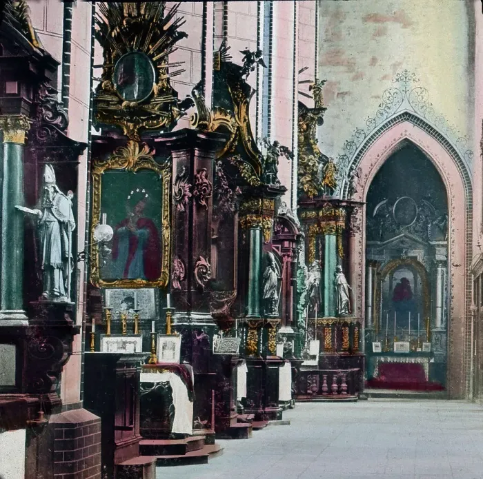 Impression encadrée : Intérieur de la cathédrale dominicaine ou Nikolaikirche, Gdansk, Pologne, anciennes terres orientales de l'Allemagne, Prusse occidentale, Europe.