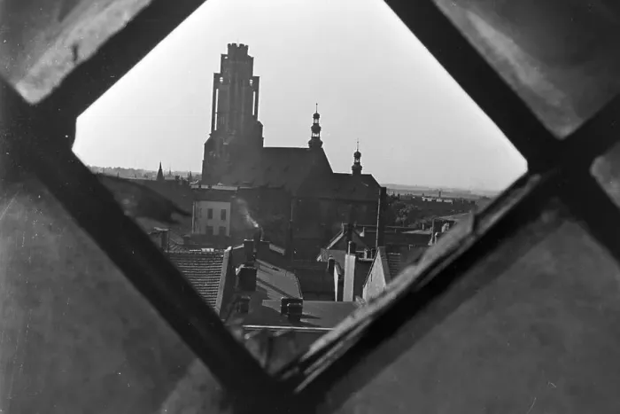Impression encadrée : Gleiwitz. Une voyage à Gleiwitz en Haute-Silésie, Allemagne des années 1930 Impression encadrée : Gleiwitz. Une voyage à Gleiwitz en Haute-Silésie, Allemagne des années 1930