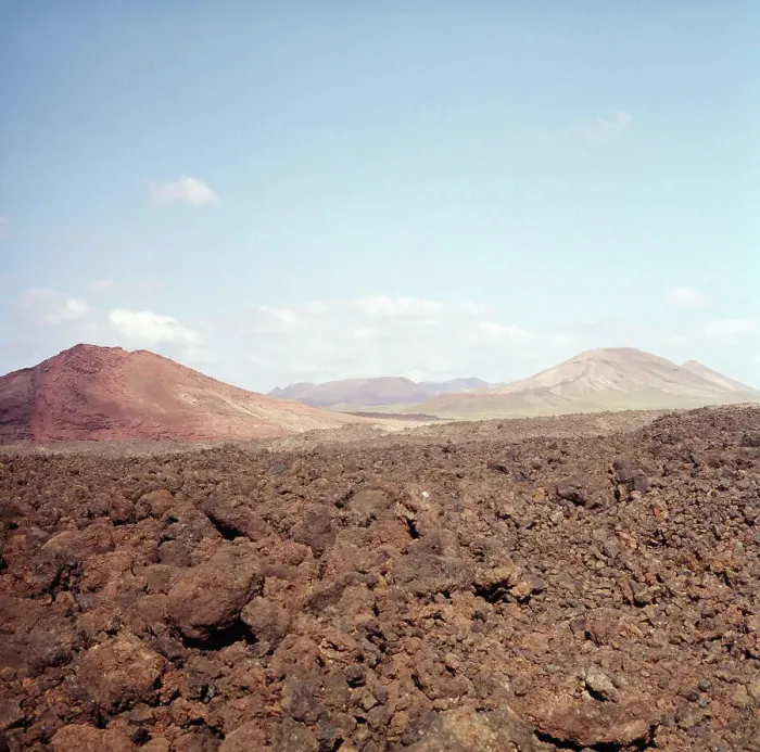 Gerahmter Druck : Lanzarote. In den Lavafeldern der Region Montanas del Fuego auf der Kanarischen Gerahmter Druck : Lanzarote. In den Lavafeldern der Region Montanas del Fuego auf der Kanarischen