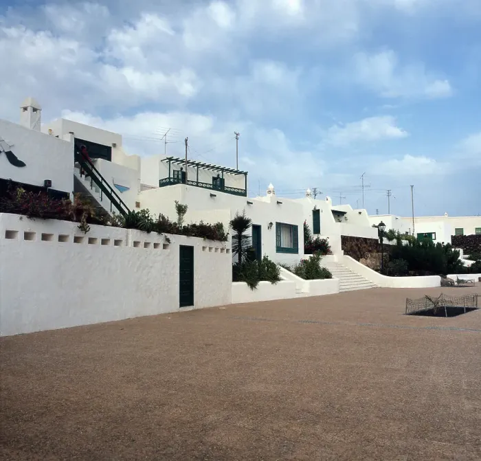 Stampa con cornice : Lanzarote. Il villaggio di pesca di Playa Blanca sull'isola canaria di Stampa con cornice : Lanzarote. Il villaggio di pesca di Playa Blanca sull'isola canaria di