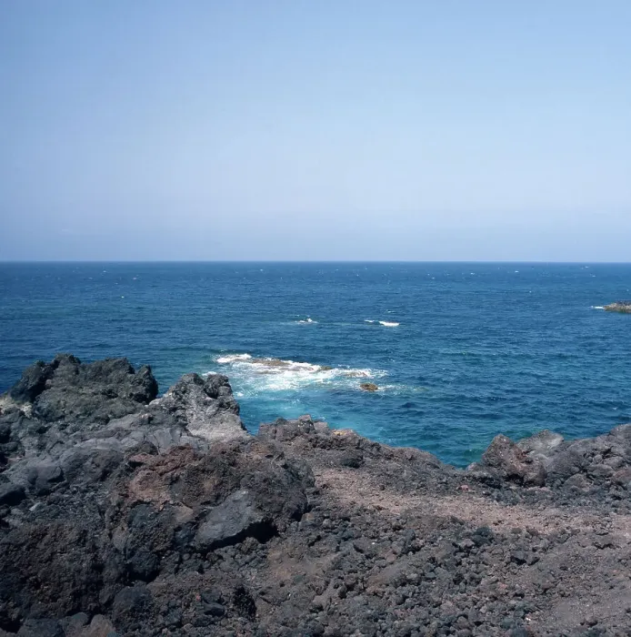 Stampa con cornice : Lanzarote. A Los Hervideros sulla costa occidentale dell'isola delle Canarie di Lanzarote Stampa con cornice : Lanzarote. A Los Hervideros sulla costa occidentale dell'isola delle Canarie di Lanzarote
