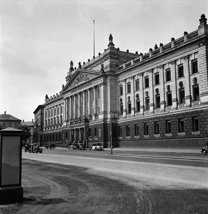Impression encadrée : Leipzig. La frontière de l'université à Leipzig en Allemagne des années 1930