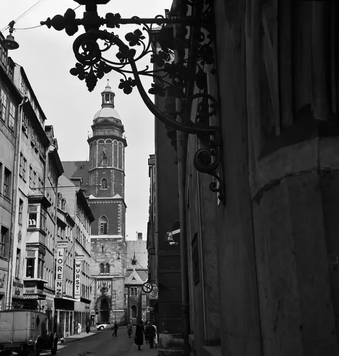 Gerahmter Druck : Leipzig. Die Thomaskirche in Leipzig, Deutschland der Jahrzehnte dreißig Gerahmter Druck : Leipzig. Die Thomaskirche in Leipzig, Deutschland der Jahrzehnte dreißig