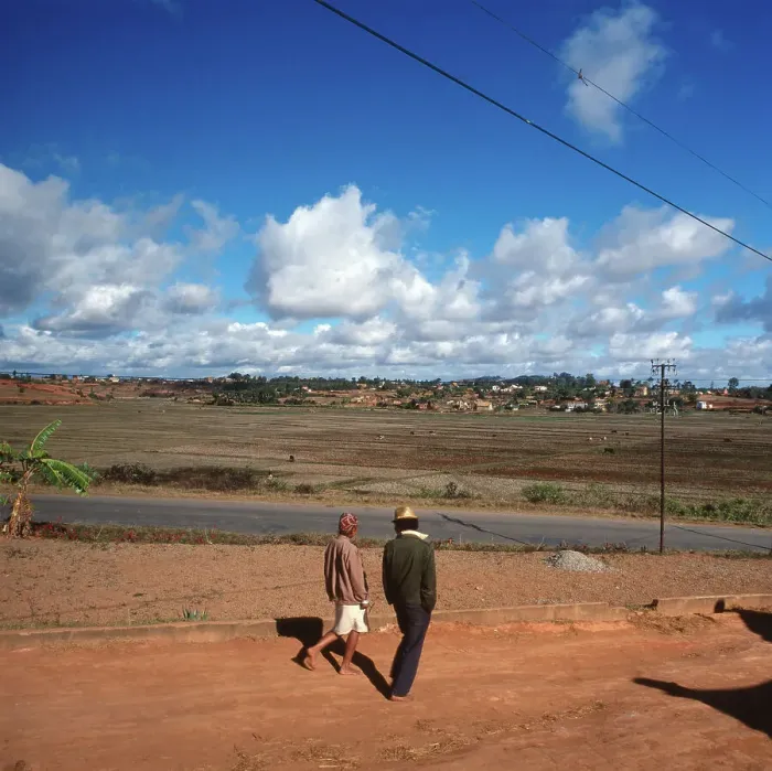 Gerahmter Druck : Die Landschaft im Süden Madagascars, 1989 Gerahmter Druck : Die Landschaft im Süden Madagascars, 1989