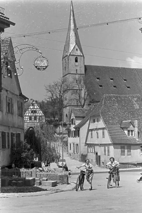 Impresión enmarcada : Marbach. Un viaje a Marbach, Alemania década de los años treinta Impresión enmarcada : Marbach. Un viaje a Marbach, Alemania década de los años treinta