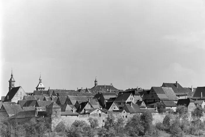 Framed Print : Marbach. Ein Ausflug nach Marbach, Deutsches Reich 1930er Jahre Framed Print : Marbach. Ein Ausflug nach Marbach, Deutsches Reich 1930er Jahre