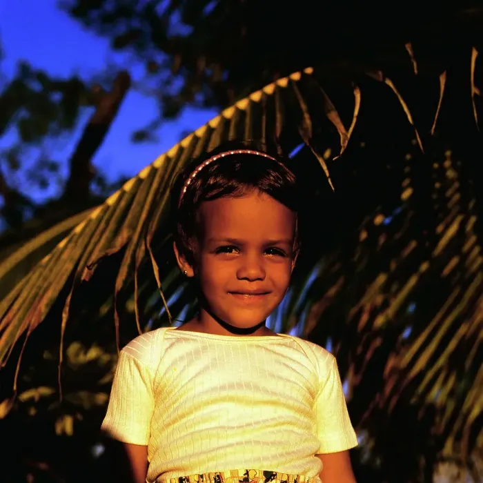 Impresión enmarcada : Mauritius. La pequeña belleza de la isla Cindy, alrededor de 1984 en Mauricio Impresión enmarcada : Mauritius. La pequeña belleza de la isla Cindy, alrededor de 1984 en Mauricio