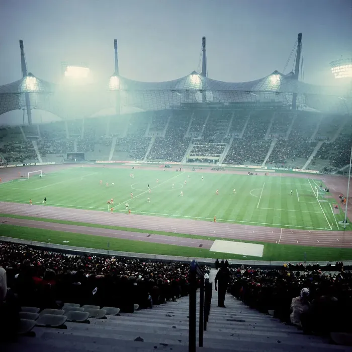 Gerahmter Druck : München. Fußballspiel des FC Bayern München in der Münchner Olympiastadion Gerahmter Druck : München. Fußballspiel des FC Bayern München in der Münchner Olympiastadion