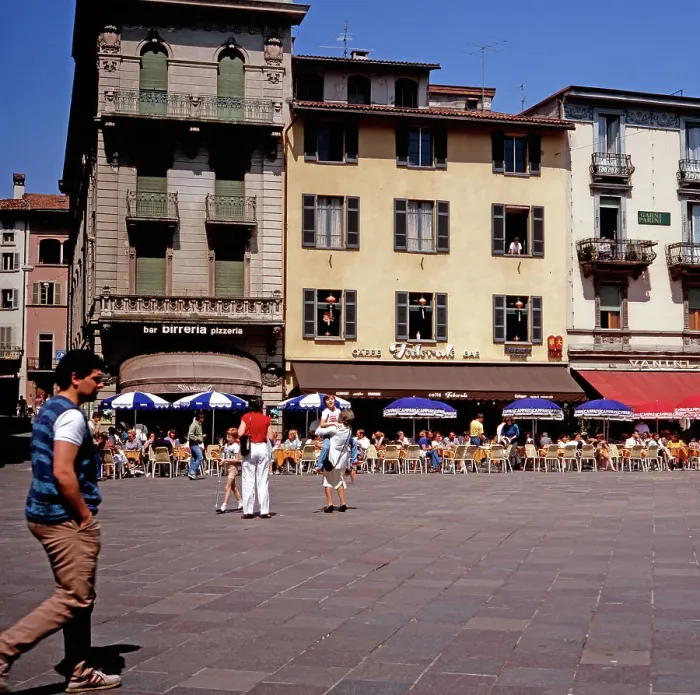 Framed Print : Schweiz. Reise nach Lugano, Schweiz 1980er Jahre. Journey to Lugano, Switzerland 1980s