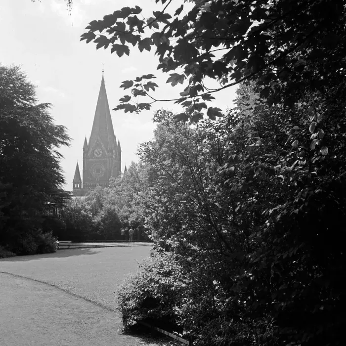 Stampa con cornice : Solingen. La chiesa luterana sulla Kölner Straße a Solingo, Germania negli anni '30