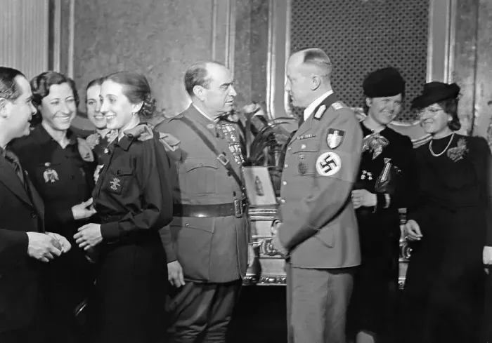 Gerahmter Druck : Deutsche Botschaft in Spanien Gerahmter Druck : Deutsche Botschaft in Spanien