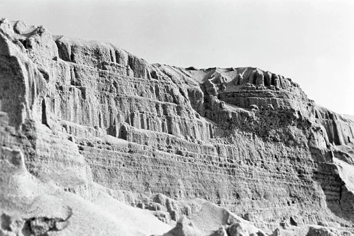 Stampa con cornice : Am Strand. Formazione rocciosa sulla spiaggia, Germania 1939 Stampa con cornice : Am Strand. Formazione rocciosa sulla spiaggia, Germania 1939
