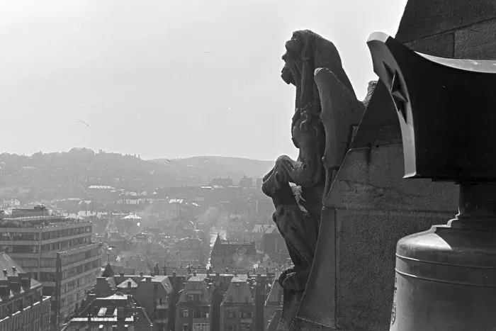 Stampa con cornice : Stuttgart. Vista sulla Stuttgarter Innenstadt dal vecchio Rathaus che fu Stampa con cornice : Stuttgart. Vista sulla Stuttgarter Innenstadt dal vecchio Rathaus che fu