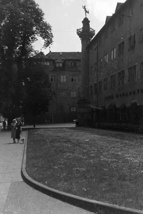 Stampa con cornice : Stuttgart. La colonna del Mercurio e l'Antica Cancelleria a Stoccarda Stampa con cornice : Stuttgart. La colonna del Mercurio e l'Antica Cancelleria a Stoccarda