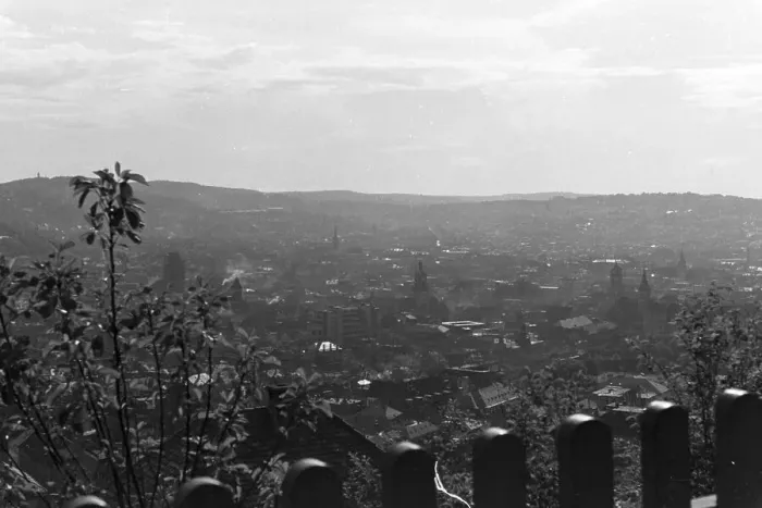 Impression encadrée : Stuttgart. Vue sur l'intérieur-ville de Stuttgart en Allemagne dans les années 1930 Impression encadrée : Stuttgart. Vue sur l'intérieur-ville de Stuttgart en Allemagne dans les années 1930