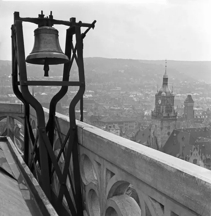 Impresión enmarcada : Stuttgart. Visión al ayuntamiento de Stuttgart en Alemania durante los años treinta