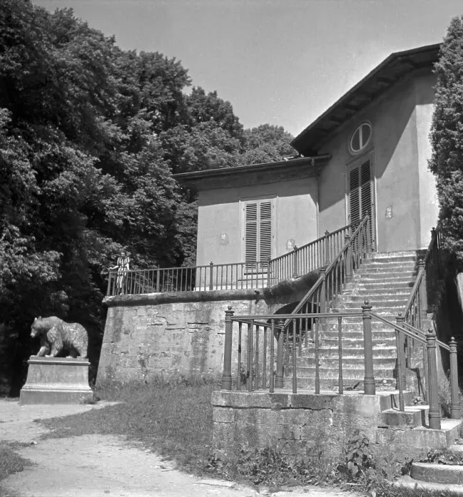 Stampa con cornice : Stuttgart. Il Barenschlößle nel Parco del Roditore di Stoccarda, Germania negli anni '30 Stampa con cornice : Stuttgart. Il Barenschlößle nel Parco del Roditore di Stoccarda, Germania negli anni '30