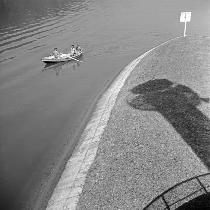 Stampa con cornice : Stuttgart. Partite a remo sul lago Max Eyth di Stoccarda negli anni '30 Stampa con cornice : Stuttgart. Partite a remo sul lago Max Eyth di Stoccarda negli anni '30