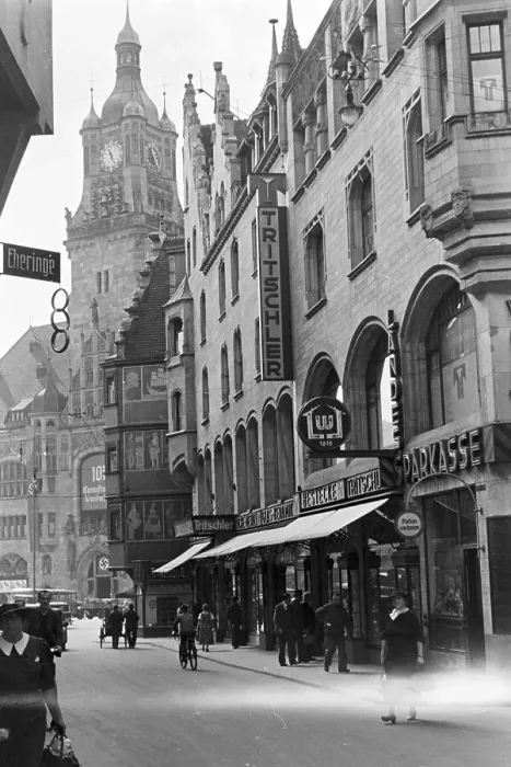 Stampa con cornice : Stuttgart. Strada commerciale con negozi e Banca d'Italia a Stoccarda 