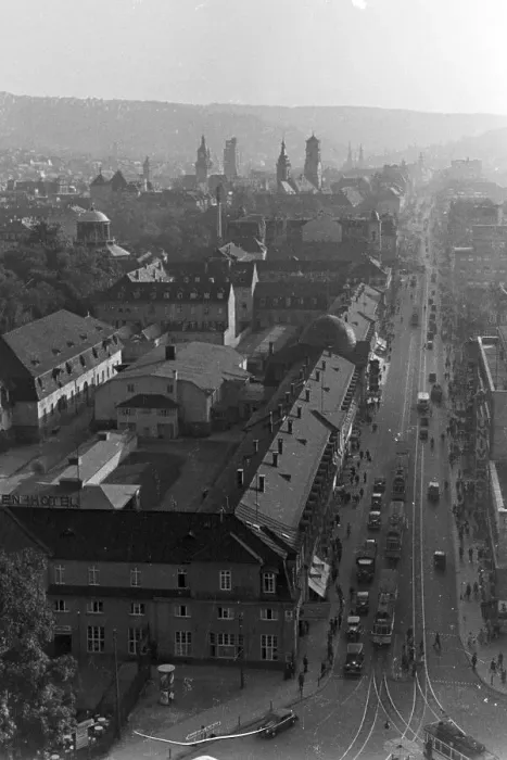 Impresión enmarcada : Stuttgart. Visión de Stutgart, Alemania en los años treinta Impresión enmarcada : Stuttgart. Visión de Stutgart, Alemania en los años treinta