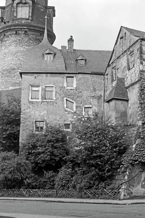 Impression encadrée : Weimar. Château de la ville avec son clocher dans le centre-ville de Vienne 
