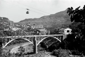 Brucke Stampe: Zu Besuch am Montserrat