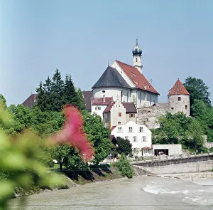 Gemauer Prints: Alte Gemäuer am Fluß
