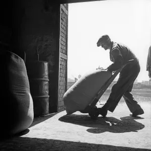 Transporting Prints: Arbeiter