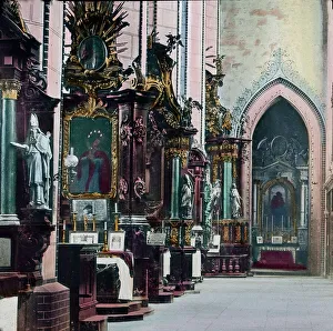 Intérieur de la cathédrale dominicaine ou Nikolaikirche, Gdansk, Pologne, anciennes terres orientales de lAllemagne, Prusse occidentale, Europe.