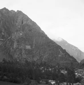Huayna Picchu Prints: Peru