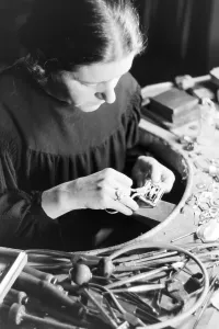 Arbeiten Stampe: Frauen im Kunsthandwerk I