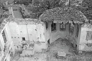 Fenster Imprime: Kirchengebäude in Lebus