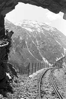 Dun village se forme sur le Piz Buin.