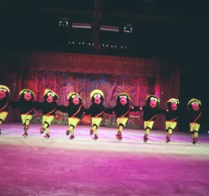 Eisshow Drucke: HOLIDAY ON ICE