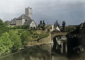 Prints of Ferienfahrt durch fränkische Städte in den 1920er Jahren, hier: Burg und Brücke in Lauffen. Holiday trip through Franconian towns in the 1920s, here: Castle and bridge in Lauffen Jakob Volk Prints: Fränkische Städte