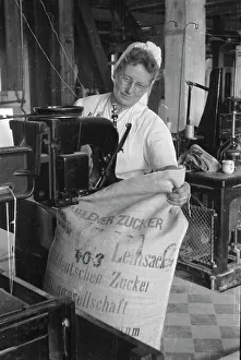 Arbeiterin Prints: Germany