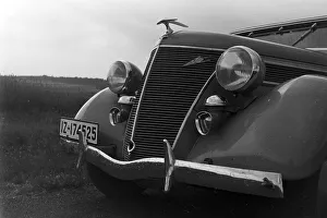 Kuhlergrill Prints: Gesicht des Ford V8