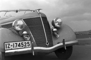 Ford Prints: Gesicht des Ford V8